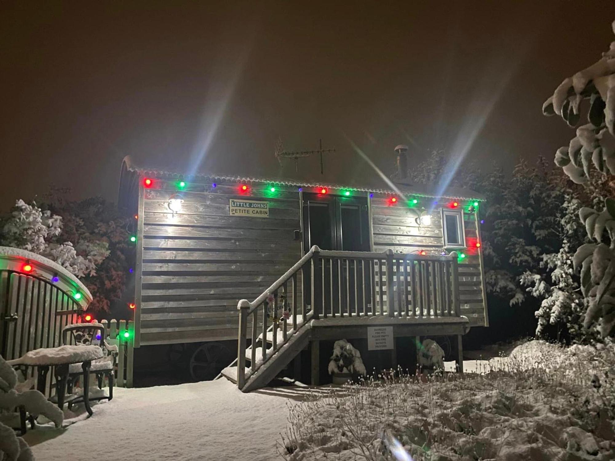 Blidworth The Little John Petite Cosy Log Cabin - Sleeps 2, Great For Romantic Breaks, Couples, Single Guests, Near Sherwood Forest At Fairview Farm, Nottingham Set In 88 Acres מראה חיצוני תמונה