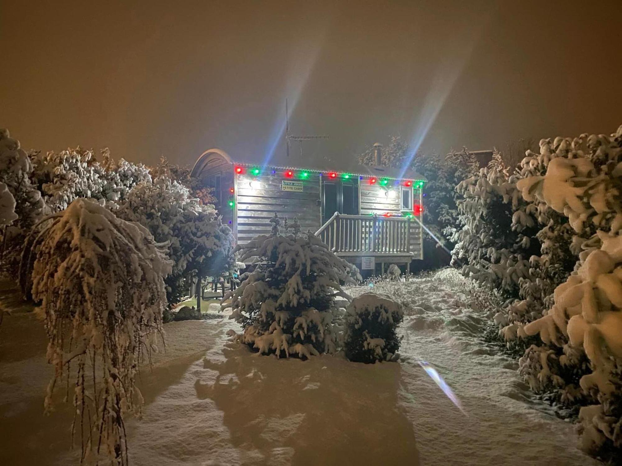 Blidworth The Little John Petite Cosy Log Cabin - Sleeps 2, Great For Romantic Breaks, Couples, Single Guests, Near Sherwood Forest At Fairview Farm, Nottingham Set In 88 Acres מראה חיצוני תמונה